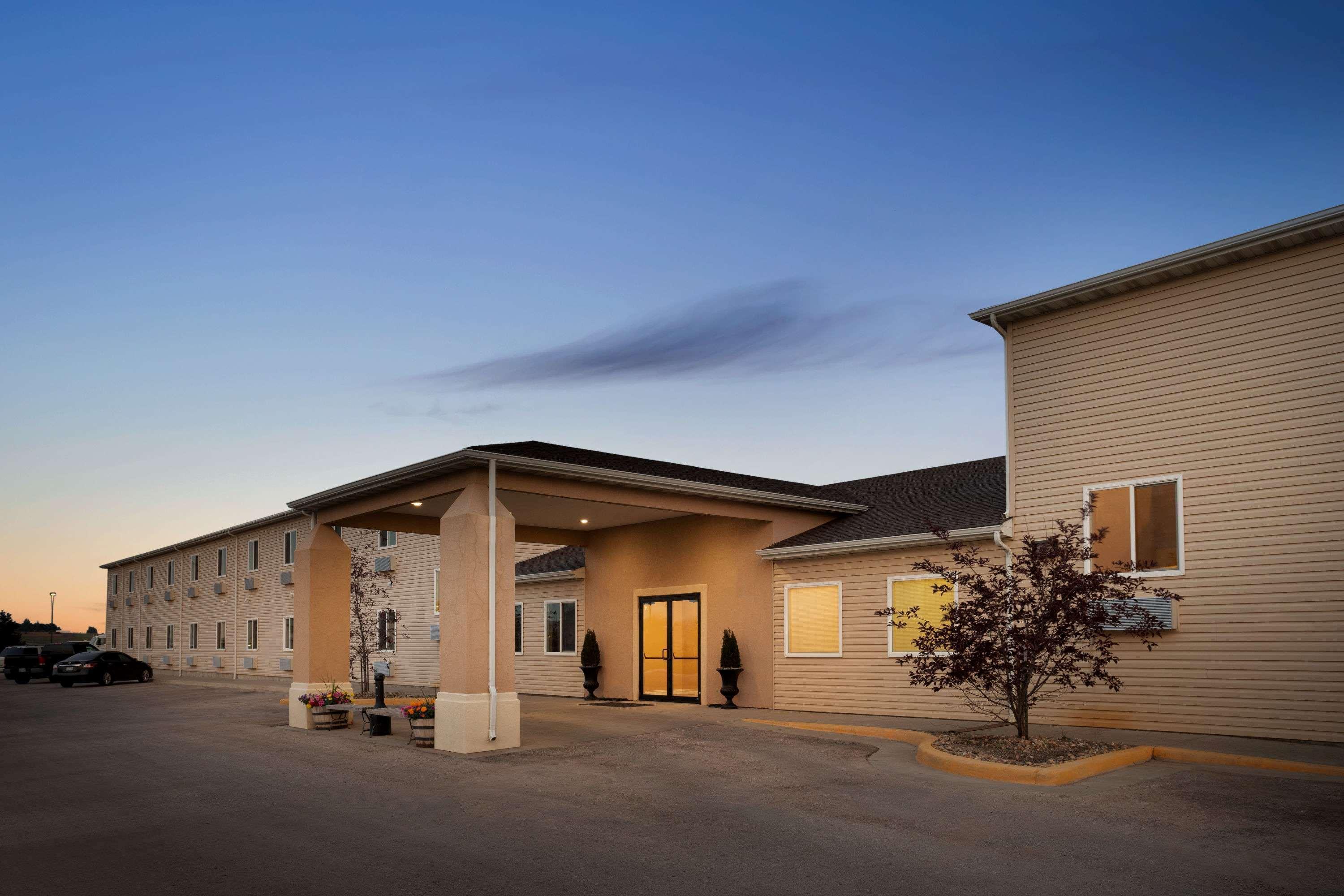 Travelodge By Wyndham Джиллетт Экстерьер фото